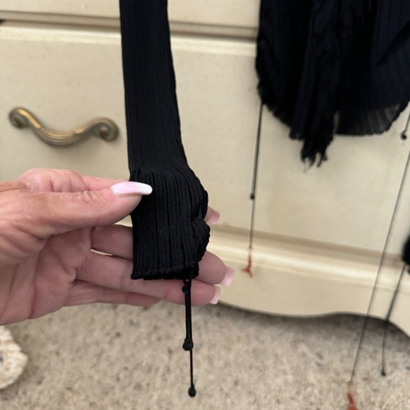 Amazing semi sheer ribbed knit sweater by Roberto Cavalli. - Picture 2 of 5